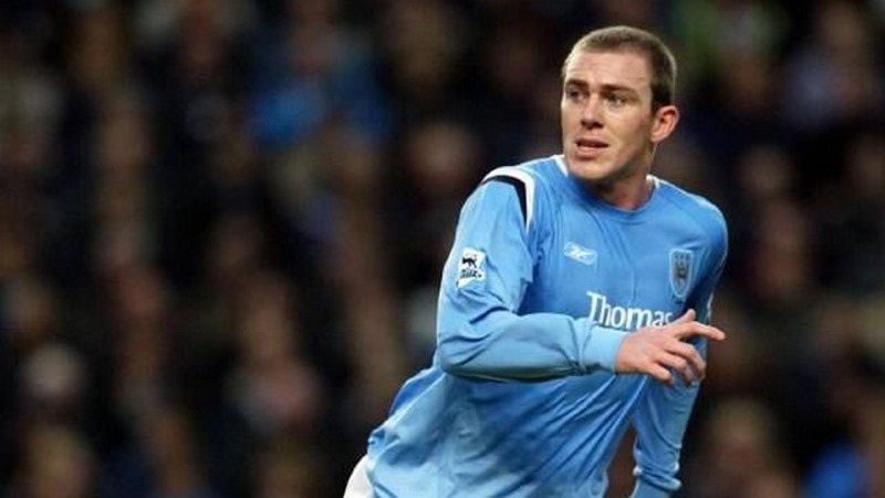 Richard Dunne mệnh danh là gã khổng lồ 95kg