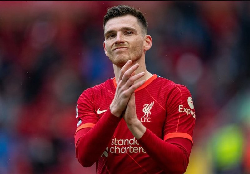Andy Robertson là cầu thủ ném biên hay nhất thời đại