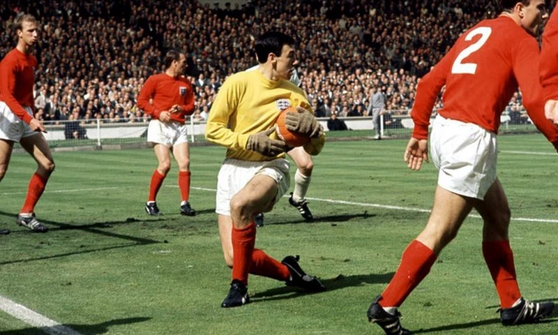 Thủ môn Gordon Banks sở hữu năng lực vượt trội