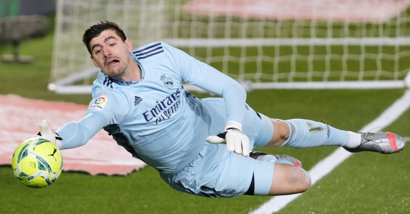 Thibaut Courtois là một thủ môn xuất sắc nhất với kỹ thuật toàn diện