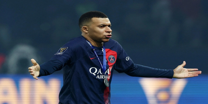 Kết thúc “mối lương duyên” 6 năm với PSG kể từ khi rời Monaco của chân sút 25 tuổi